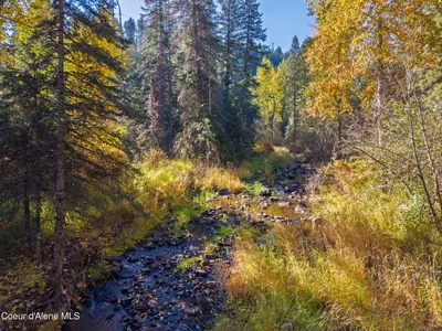 Property 26-10259 - Photo 2
