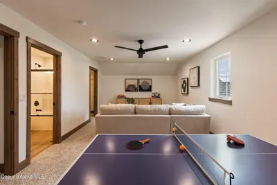 Property 26-10610 - Photo 44