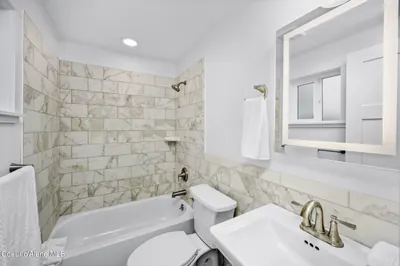 Property 26-9995 - Photo 5