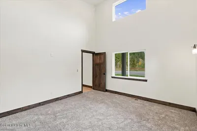 Property 26-10586 - Photo 17