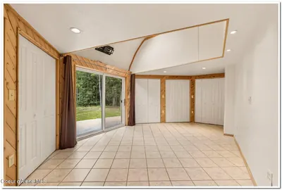 Property 26-9049 - Photo 23