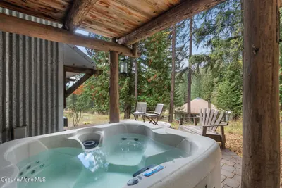 Property 26-9505 - Photo 28