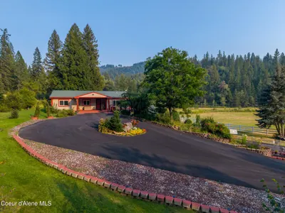 Property 26-8028 - Photo 2