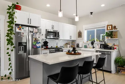 Property 26-7528 - Photo 5