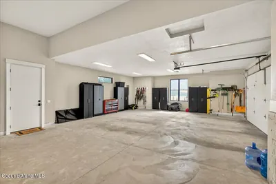 Property 26-10049 - Photo 68