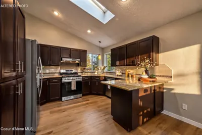Property 26-9681 - Photo 2