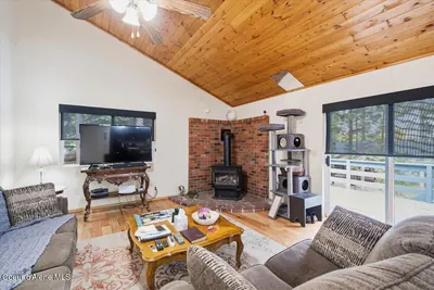 Property 26-10392 - Photo 9