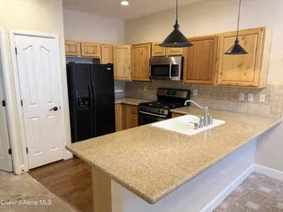 Property 26-7664 - Photo 6