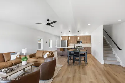 Property 26-9616 - Photo 5