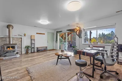 Property 26-10325 - Photo 27