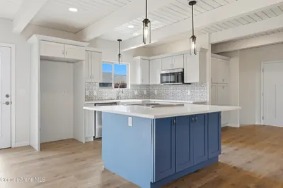 Property 26-8115 - Photo 14