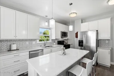 Property 26-9776 - Photo 18