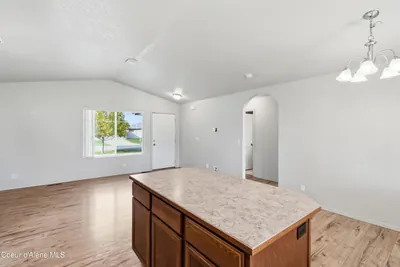 Property 26-10393 - Photo 12