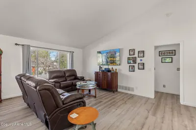 Property 26-9105 - Photo 3