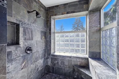 Property 26-9866 - Photo 53