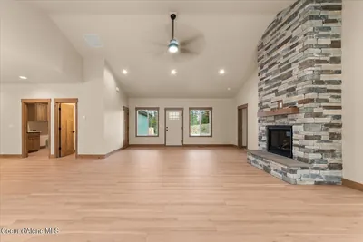 Property 26-9301 - Photo 10