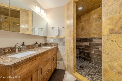 Property 26-7970 - Photo 35