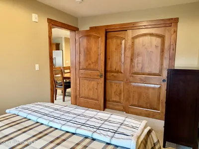 Property 26-9902 - Photo 25