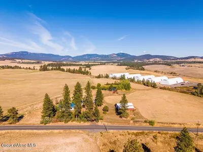 Property 26-9913 - Photo 75