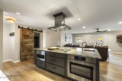 Property 26-10488 - Photo 13