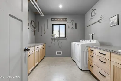 Property 26-8352 - Photo 17