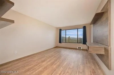 Property 26-10226 - Photo 11