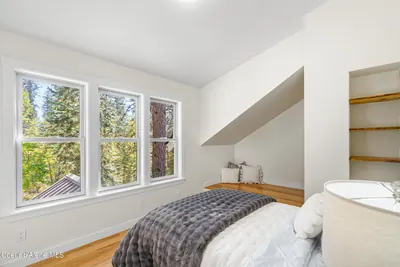 Property 26-10058 - Photo 27