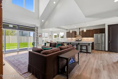 Property 26-10052 - Photo 16