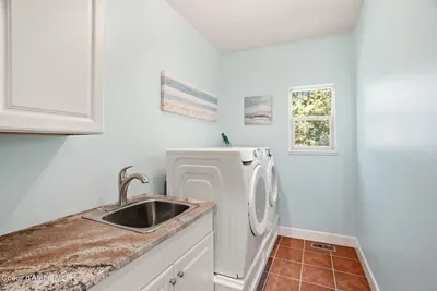 Property 26-8070 - Photo 51