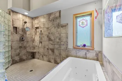 Property 26-8099 - Photo 17