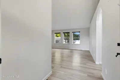Property 26-10044 - Photo 11