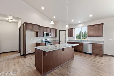 Property 26-9850 - Photo 6