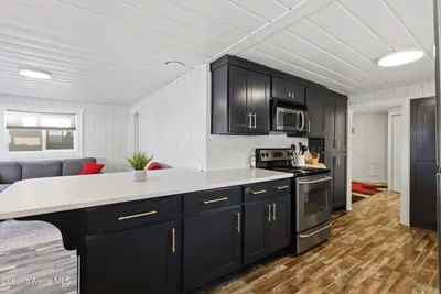 Property 26-10512 - Photo 25