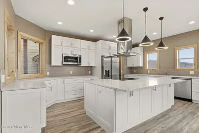 Property 26-9425 - Photo 9