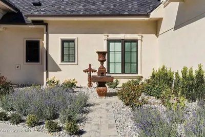 Property 26-9864 - Photo 12
