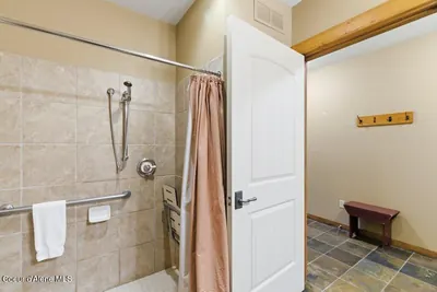 Property 26-9637 - Photo 9