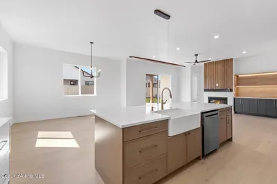 Property 26-8537 - Photo 15