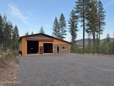 Property 26-10581 - Photo 2