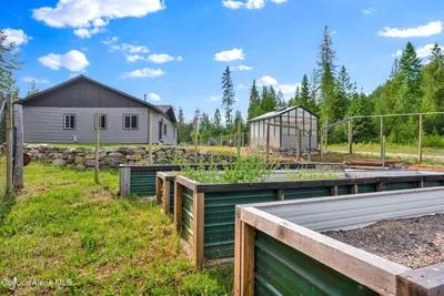 Property 26-9519 - Photo 50