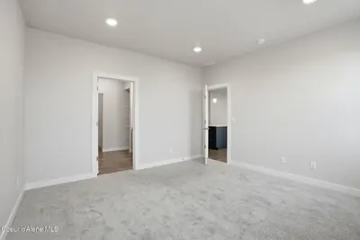 Property 26-10605 - Photo 14
