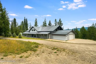 Property 26-7605 - Photo 61