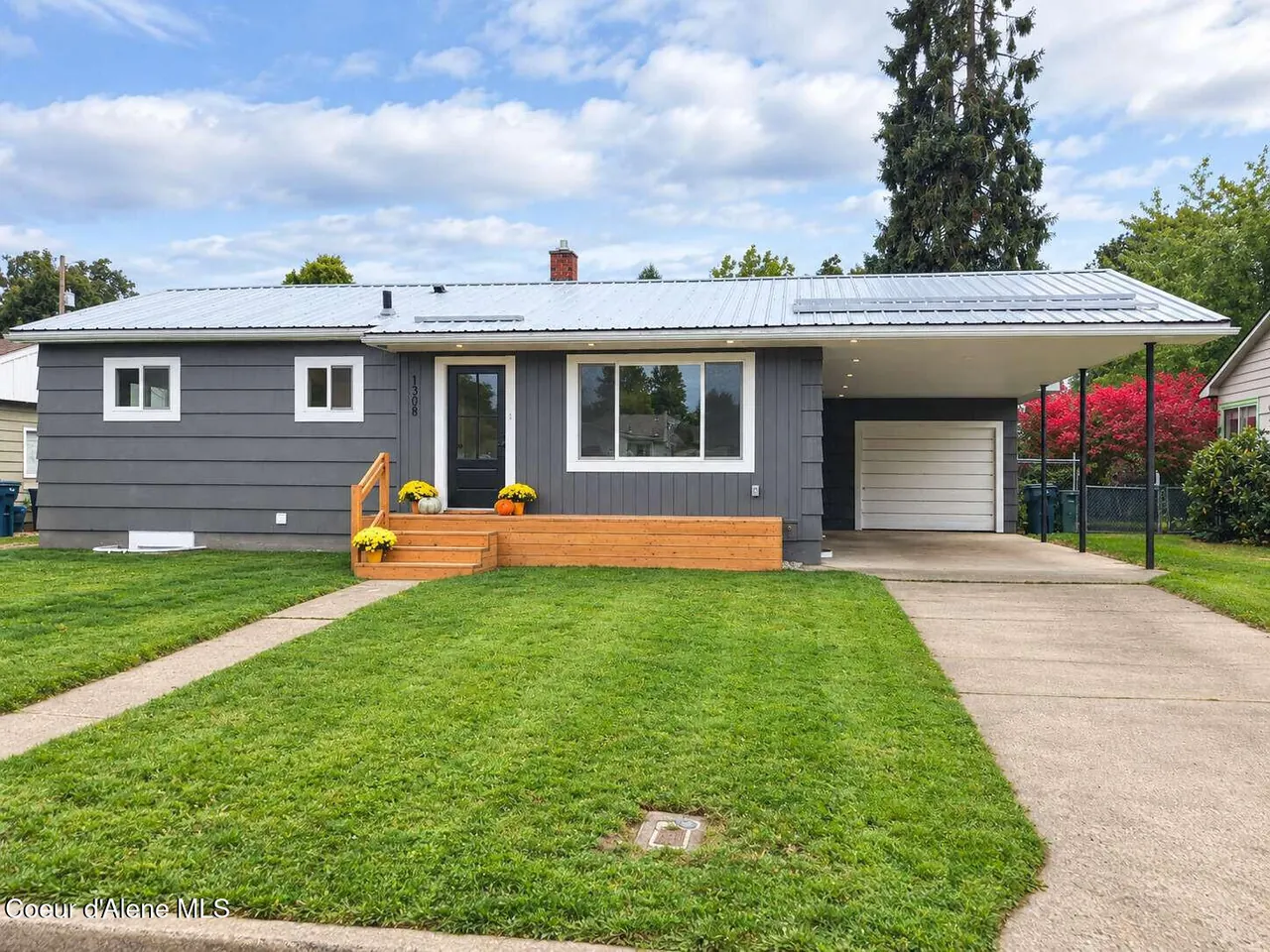 Property 26-7656 - Photo 1
