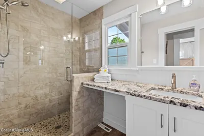 Property 26-10069 - Photo 13