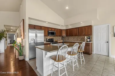 Property 26-8231 - Photo 13