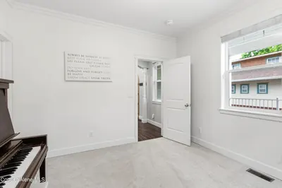 Property 26-9715 - Photo 33