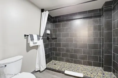 Property 26-10236 - Photo 59