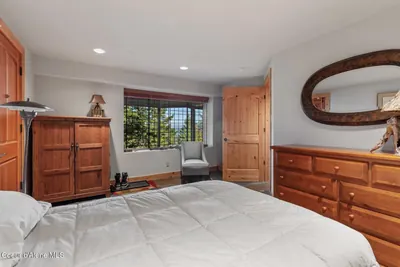 Property 26-3674 - Photo 51