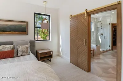 Property 26-9889 - Photo 13