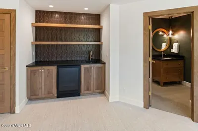 Property 26-9889 - Photo 21