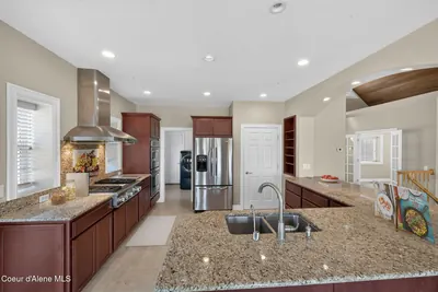 Property 26-7016 - Photo 54